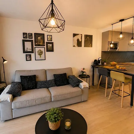 Esperanza Grand Apartments - Marbella Centro - Con Amplia Terraza Y Parking